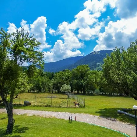 Ninemia Stay&play Hotel apartamentowy Karpenísion