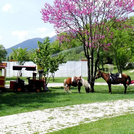 Ninemia And Play Ξενοδοχείο με διαμερίσματα