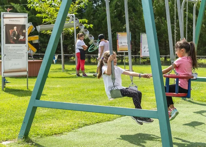 Ninemia And Play Ξενοδοχείο με διαμερίσματα 3*