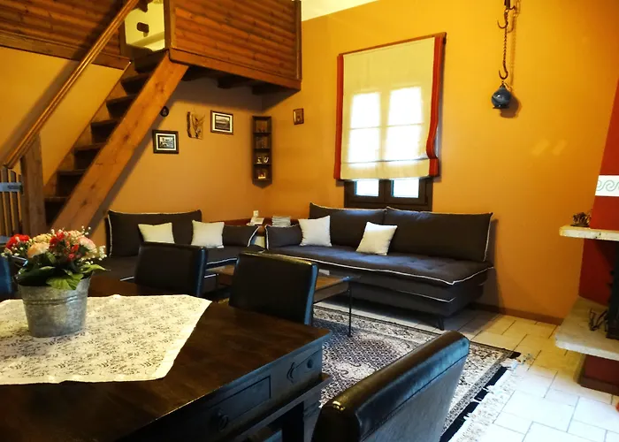 Ξενοδοχείο με διαμερίσματα Ninemia And Play